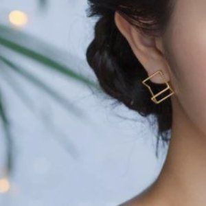 Silver Geometric Cube Earrings